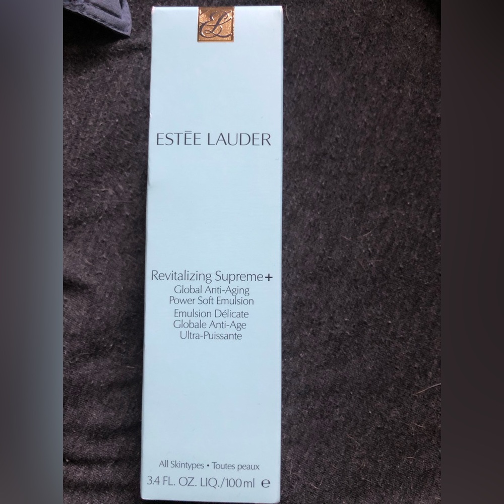 estee lauder revitalizing supreme+